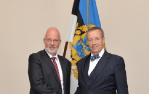 Norra suursaadik Dagfinn Sørli ja president Toomas Hendrik Ilves