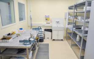 Proteesimeistri Madis Põri töövahendid kliiniku amputatsioonijärgse taastusravi keskuses