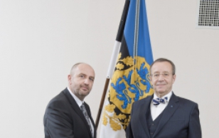 Slovaki Vabariigi suursaadik Tibor Králik ja president Toomas Hendrik Ilves