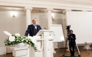 President Toomas Hendrik Ilves gives an open lecture at the University of Tartu