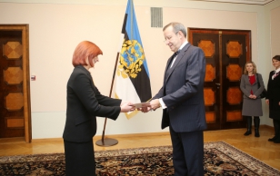 Albaania Vabariigi suursaadik Shpresa Kureta ja president Toomas Hendrik Ilves