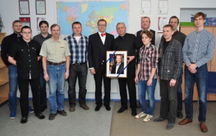 President Ilves külastas kaitsetööstusettevõtet OÜ Eli