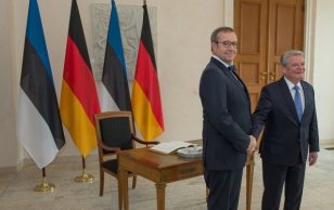 Kohtumine Saksamaa Liitvabariigi presidendi Joachim Gauckiga. Sissekanne külalisteraamatusse.