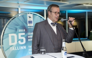 Tallinnas kohtusid viie eduka e-riigi ministrid. 19. novembri õhtul toimunud vastuvõtul tervitas külalisi president Toomas Hendrik Ilves.