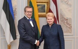 President Toomas Hendrik Ilves ja Balti riikide presidentide töökohtumist võõrustava Leedu riigipea Dalia Grybauskaitė.