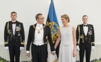 President Toomas Hendrik Ilves ja Ieva Ilves poseerivad ametlikuks paraadpildiks.