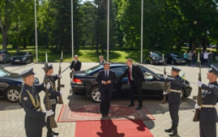 President Toomas Hendrik Ilves kohtus Eestisse saabunud Ukraina välisministri Pavlo Klimkiniga.