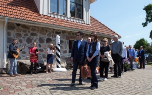 Külalistele esinesid pärimusmuusikud Karoliina Kreintaal, Merike Paberits ning Jaan Jaago.