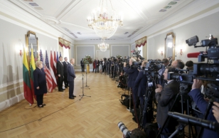 Ameerika Ühendriikide asepresident Joseph Biden kohtus Riias Baltimaade presidentidega.